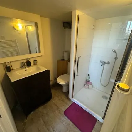 Apartman Modern House Cdg Asterix Jo La Chapelle-en-Serval