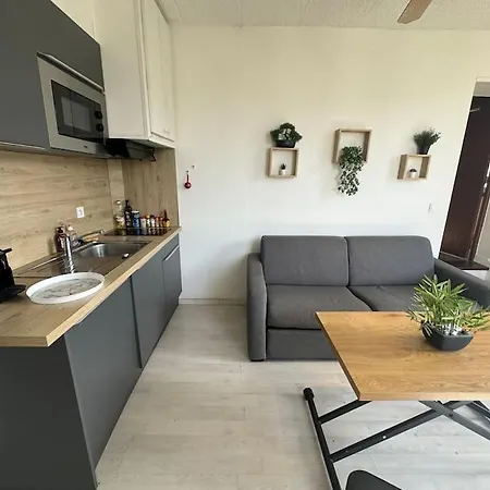 Modern House Cdg Asterix Jo Apartman La Chapelle-en-Serval